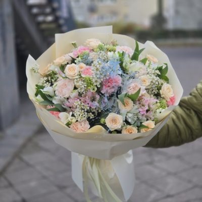 bukiet kremowyPoczta Kwiatowa Warszawa