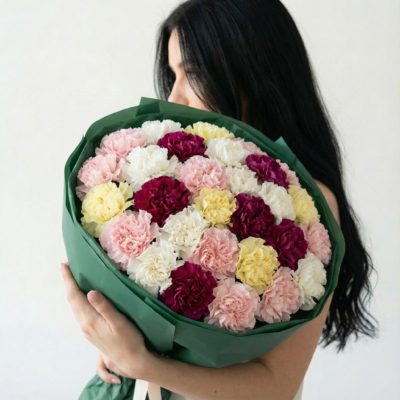 Bukiet kolorowych goździków.Poczta Kwiatowa Warszawa