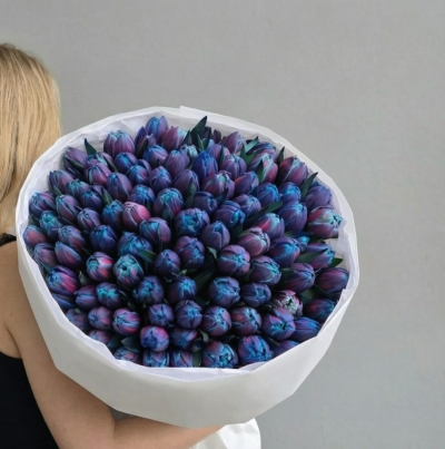 Bukiet kosmicznych tulipanówKwiaciarnia Kwiatowe Królestwo Warszawa