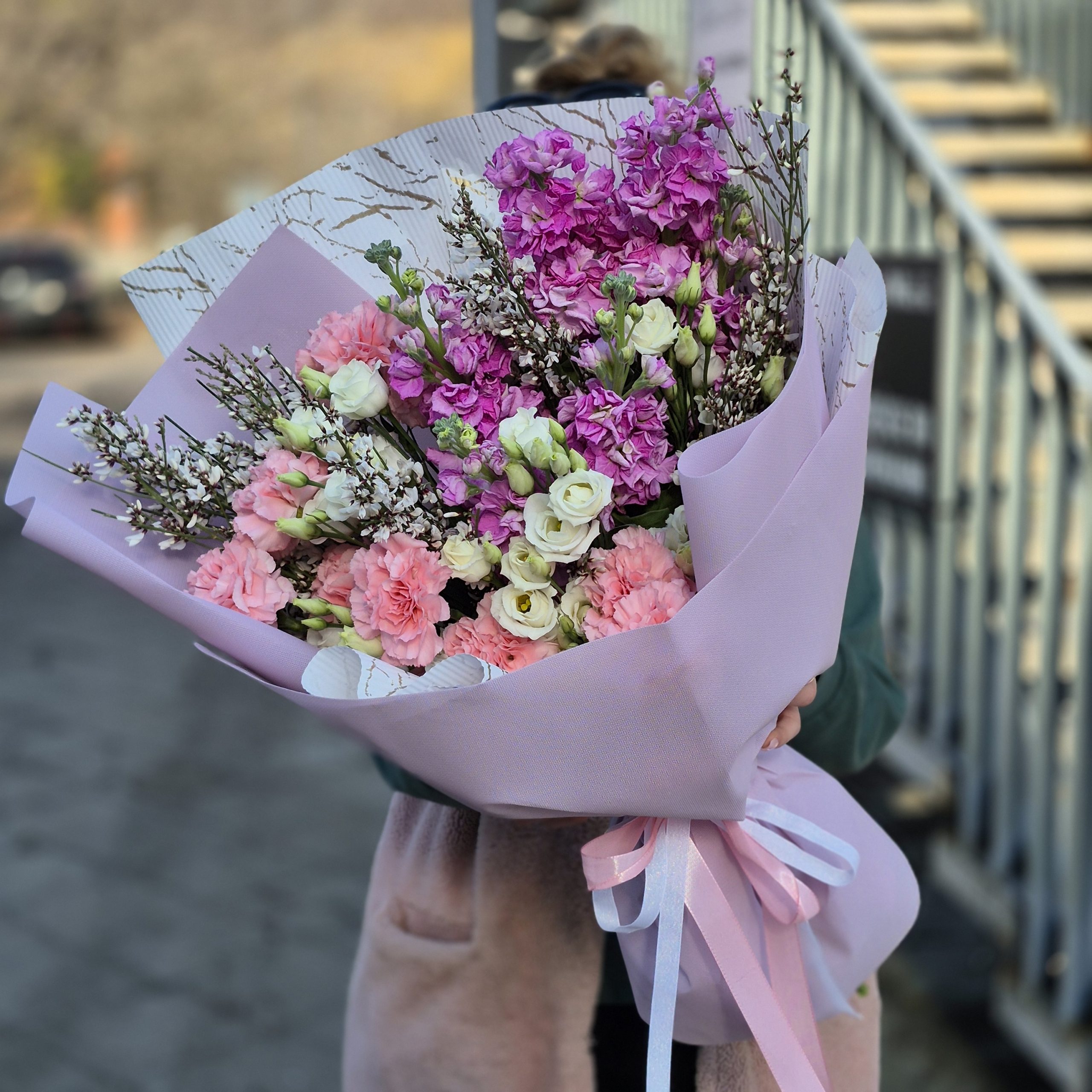 Bukiet "Różowa Sensacja"Kwiaciarnia Kwiatowe Królestwo Warszawa