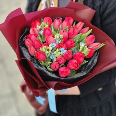 Bukiet Karminowa PokusaKwiaciarnia Kwiatowe Królestwo Warszawa